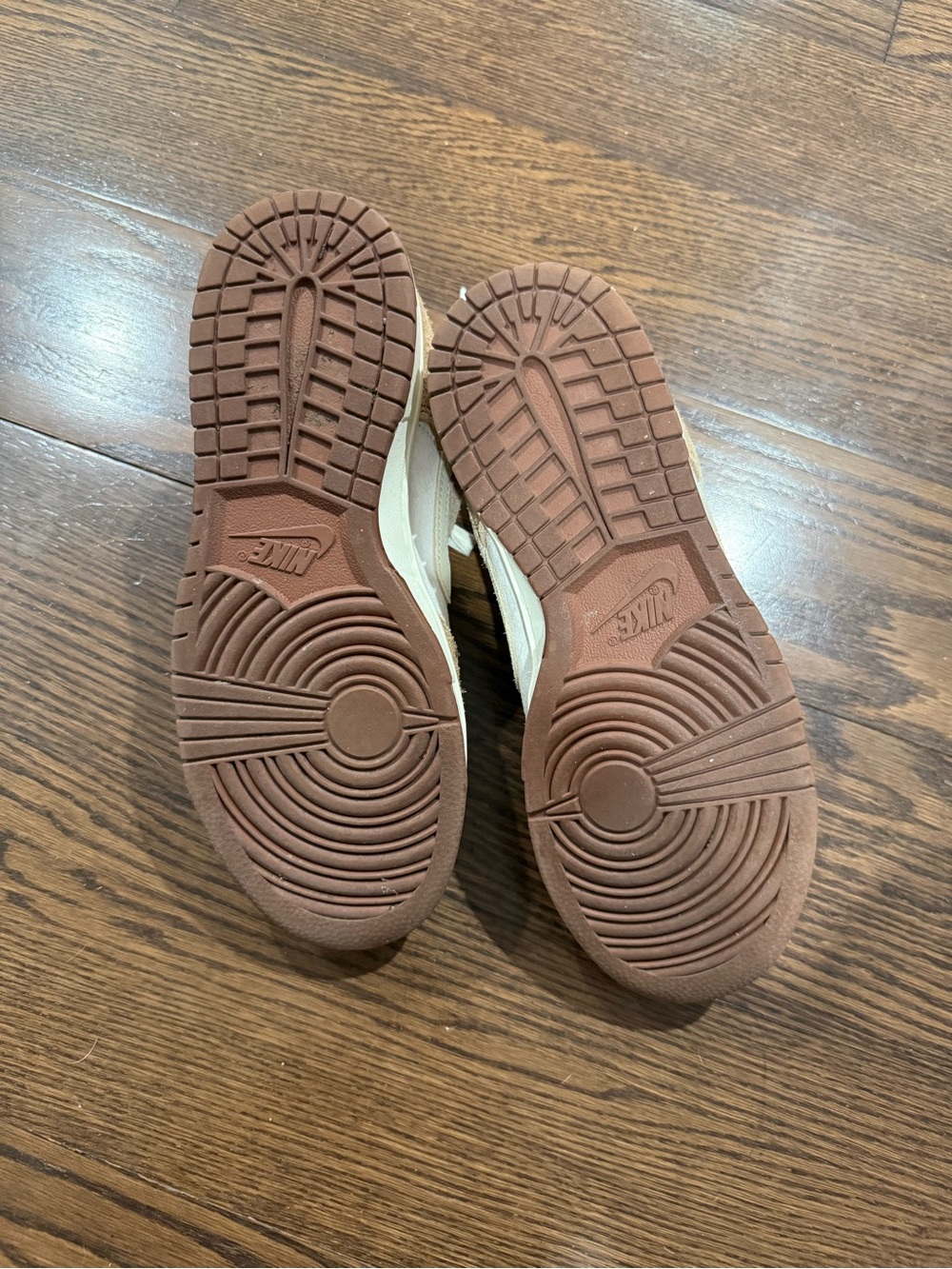 Nike Dunk Medium Curry - Picture 3 of 5